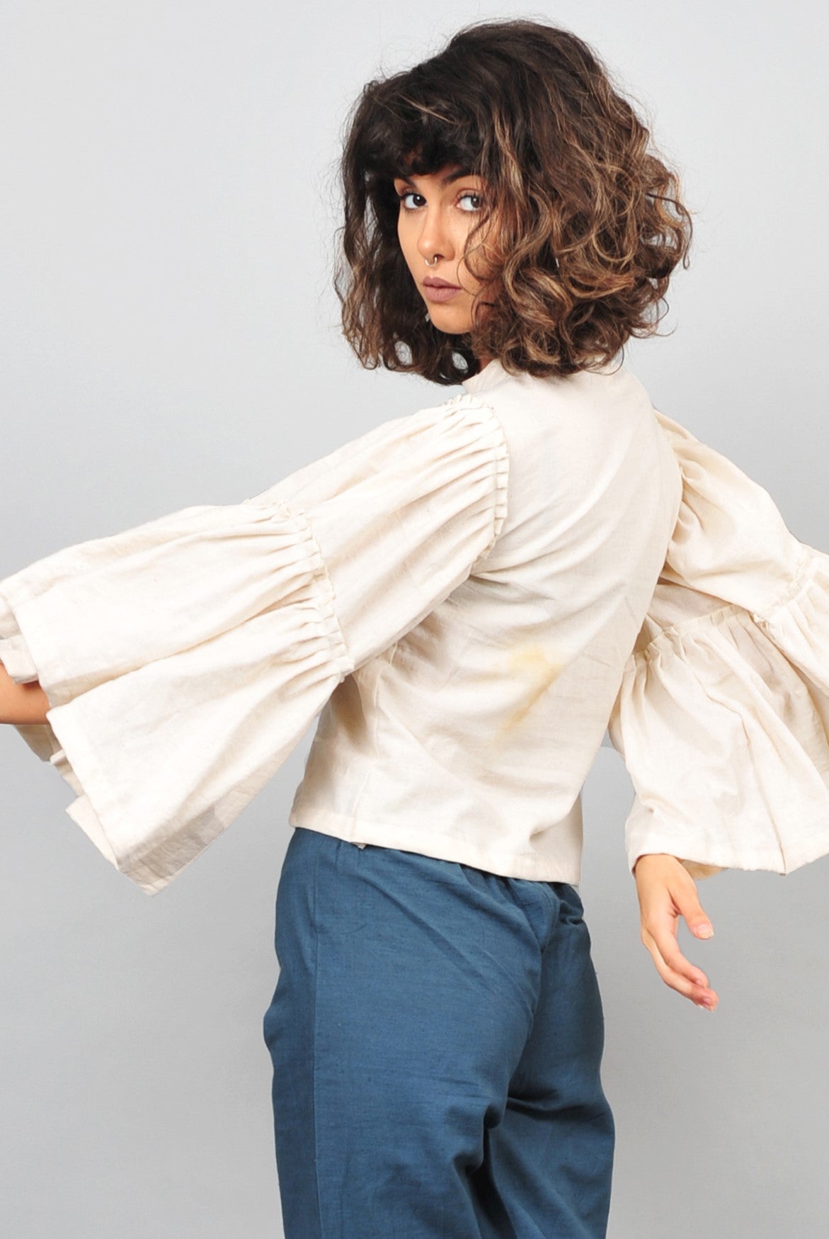 Umbrella Khadi Blouse - Off White - CiceroniRias Jaipur