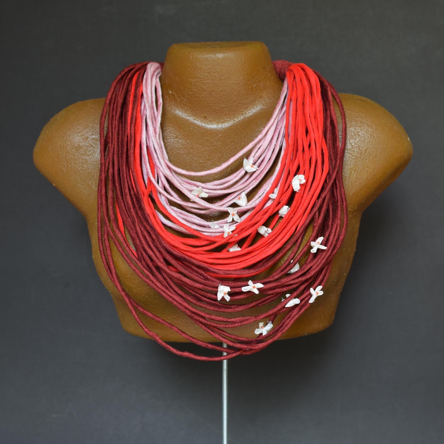 Vanya Neckpiece - CiceroniNeckpiecePaulami