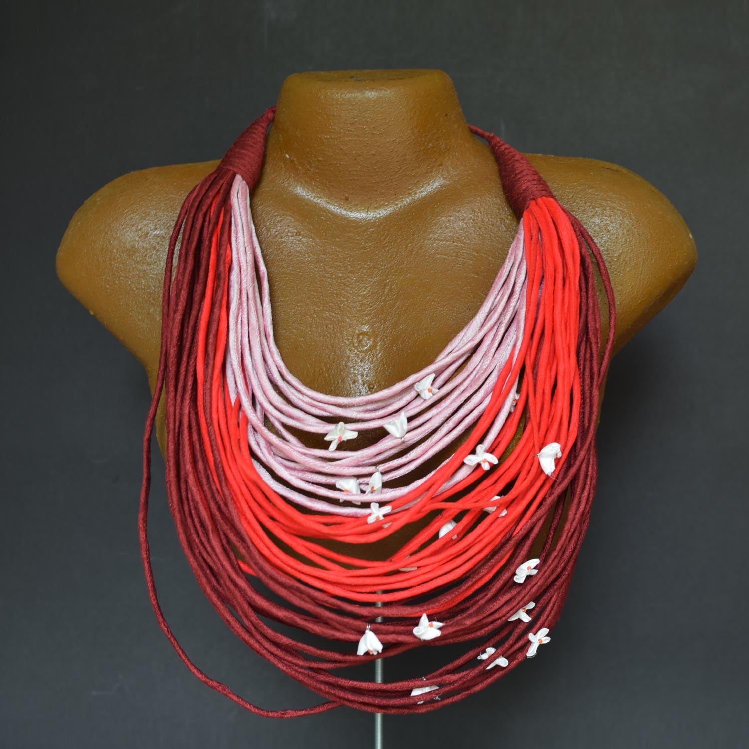 Vanya Neckpiece - CiceroniNeckpiecePaulami