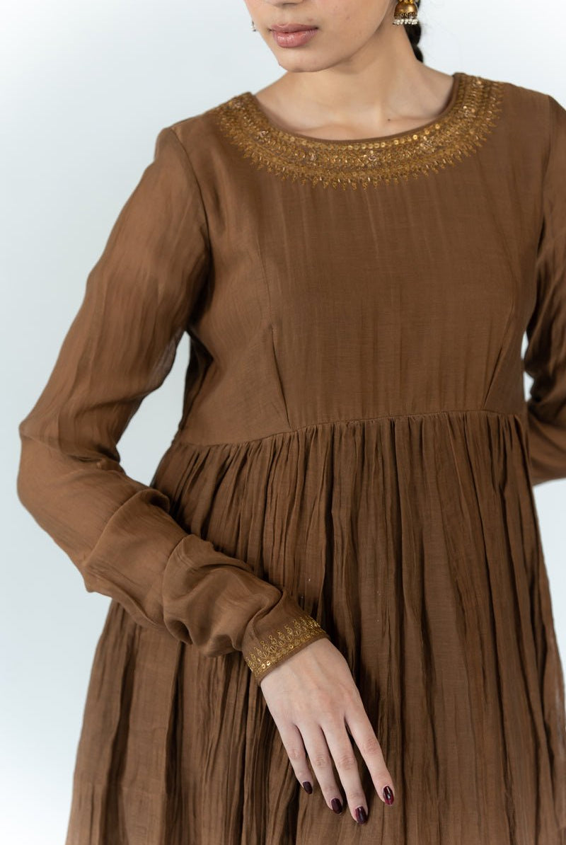 Viintage Brown Sajida Jama - CiceroniDressesNirjara