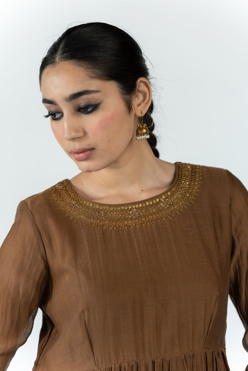 Viintage Brown Sajida Jama - CiceroniDressesNirjara