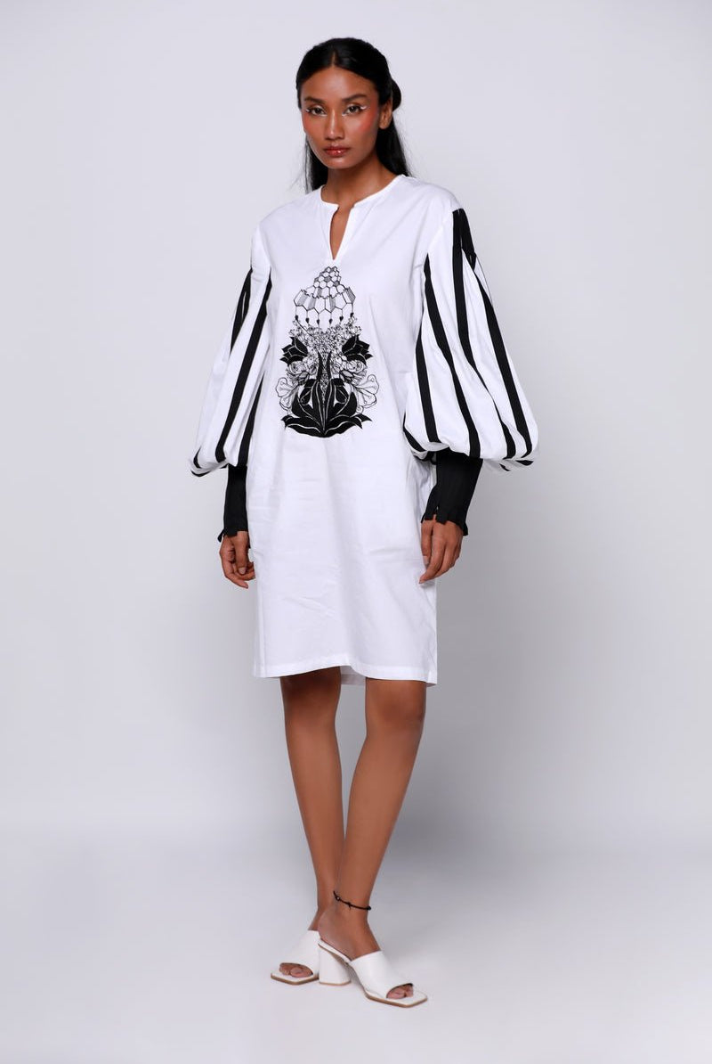 White Durian Hexad Dress - CiceroniDressesEkastories