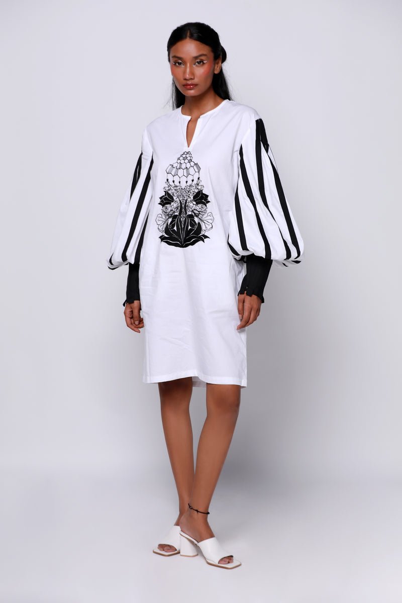 White Durian Hexad Dress - CiceroniDressesEkastories