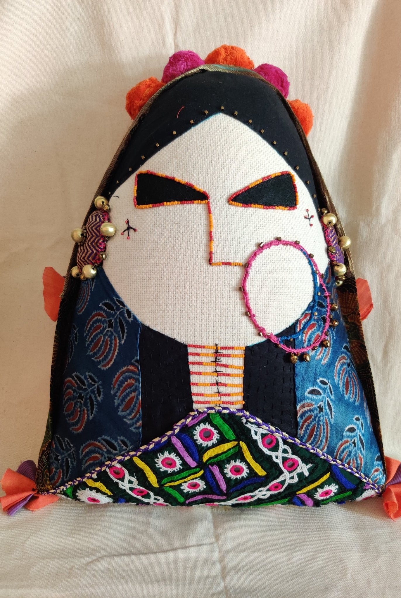 Woman of Kutch Cushion - CiceroniCushionD I T I