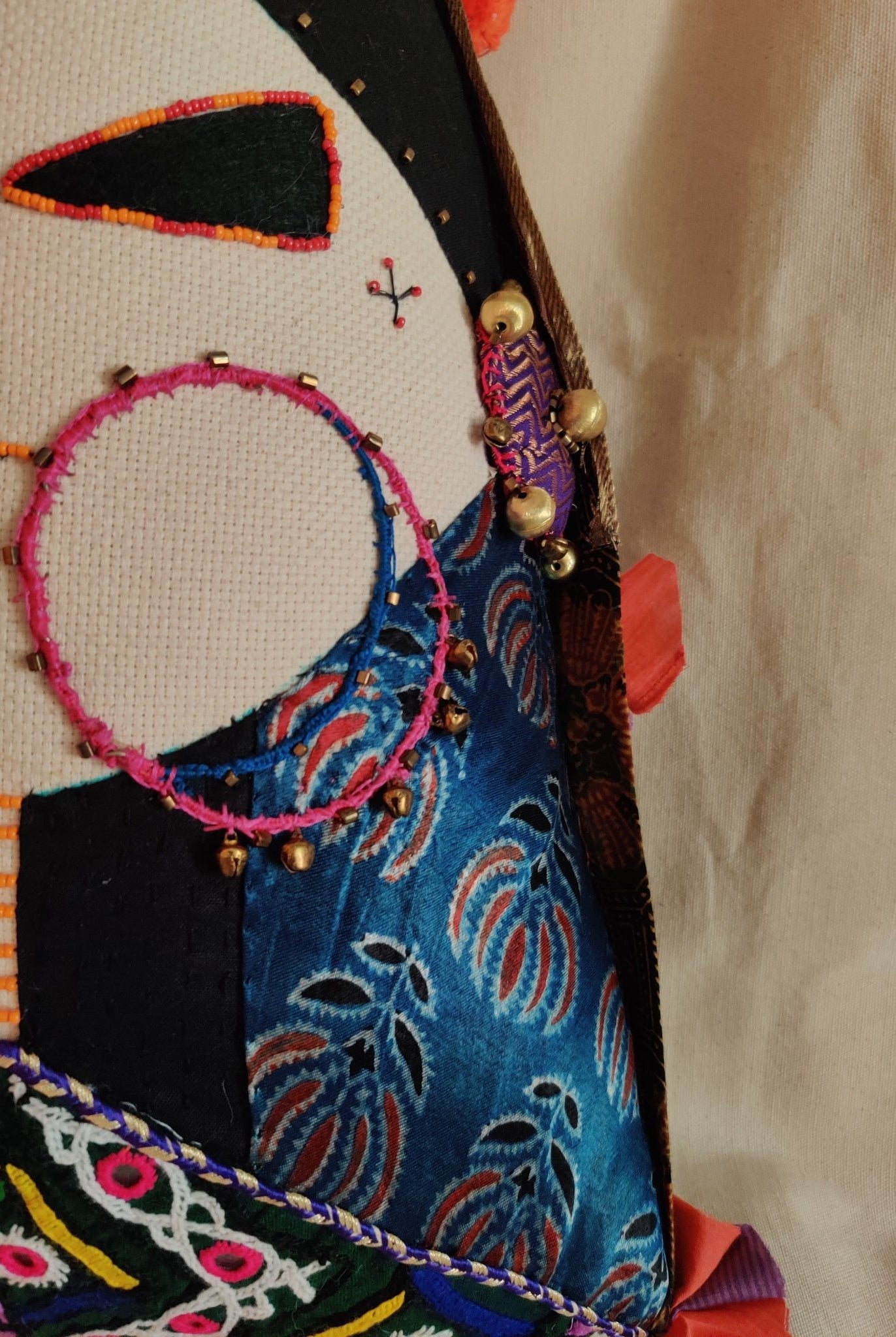 Woman of Kutch Cushion - CiceroniCushionD I T I