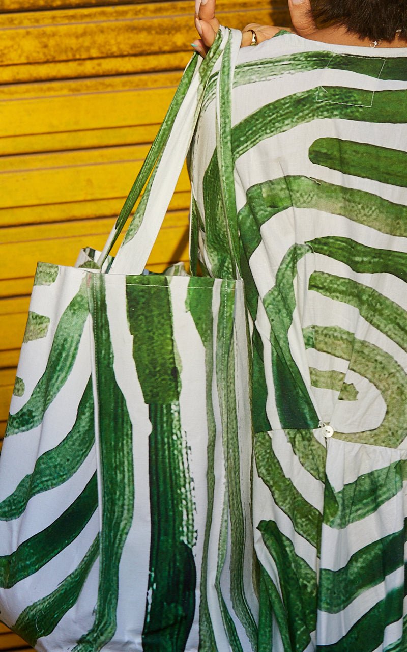 Zanzibar Large Tote in Abstract Green Print - CiceroniHappi Space