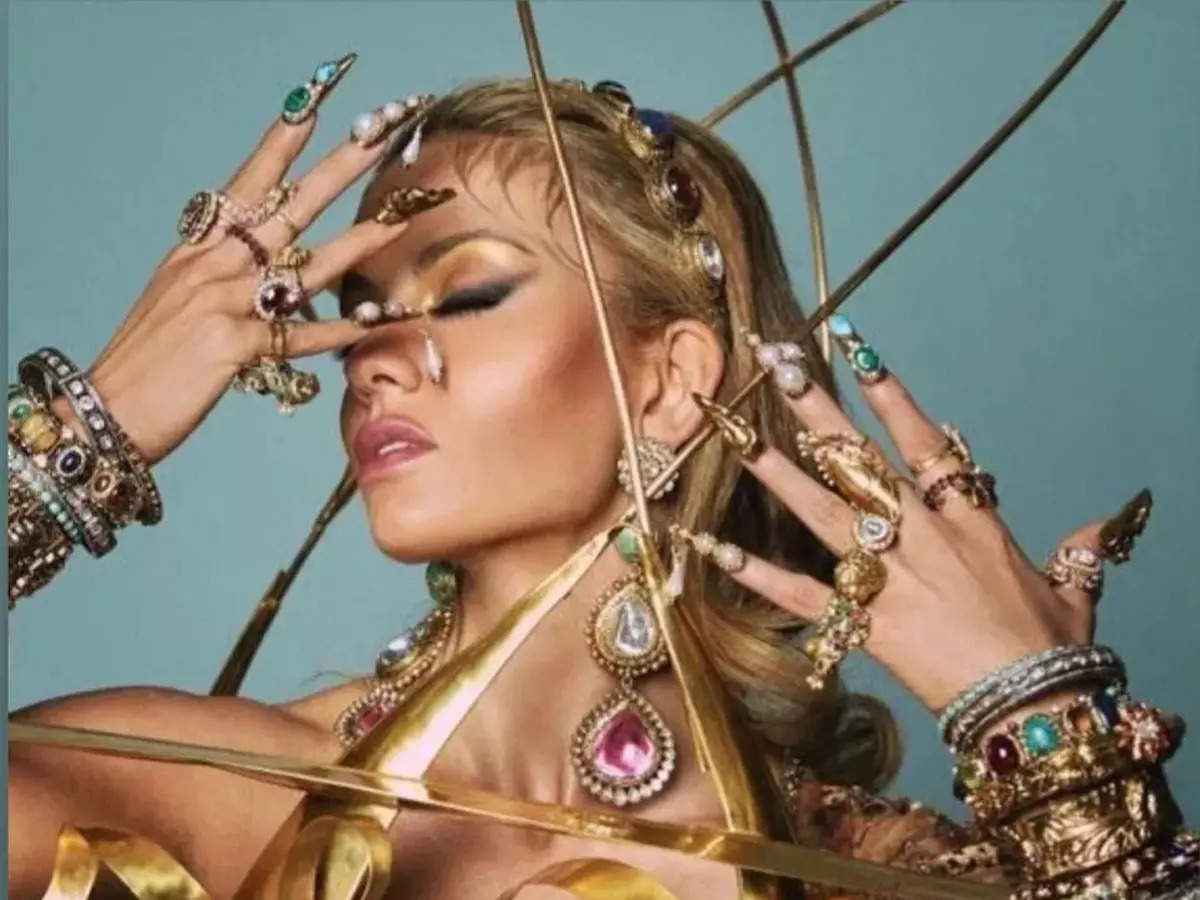 The Most Bizarre and Glam Fits at MET Gala 2022 - Ciceroni