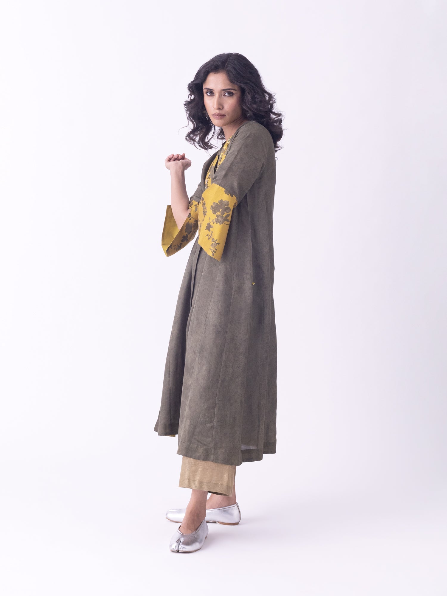 Aari Kurta - CiceroniKurta, Festive WearShades of India