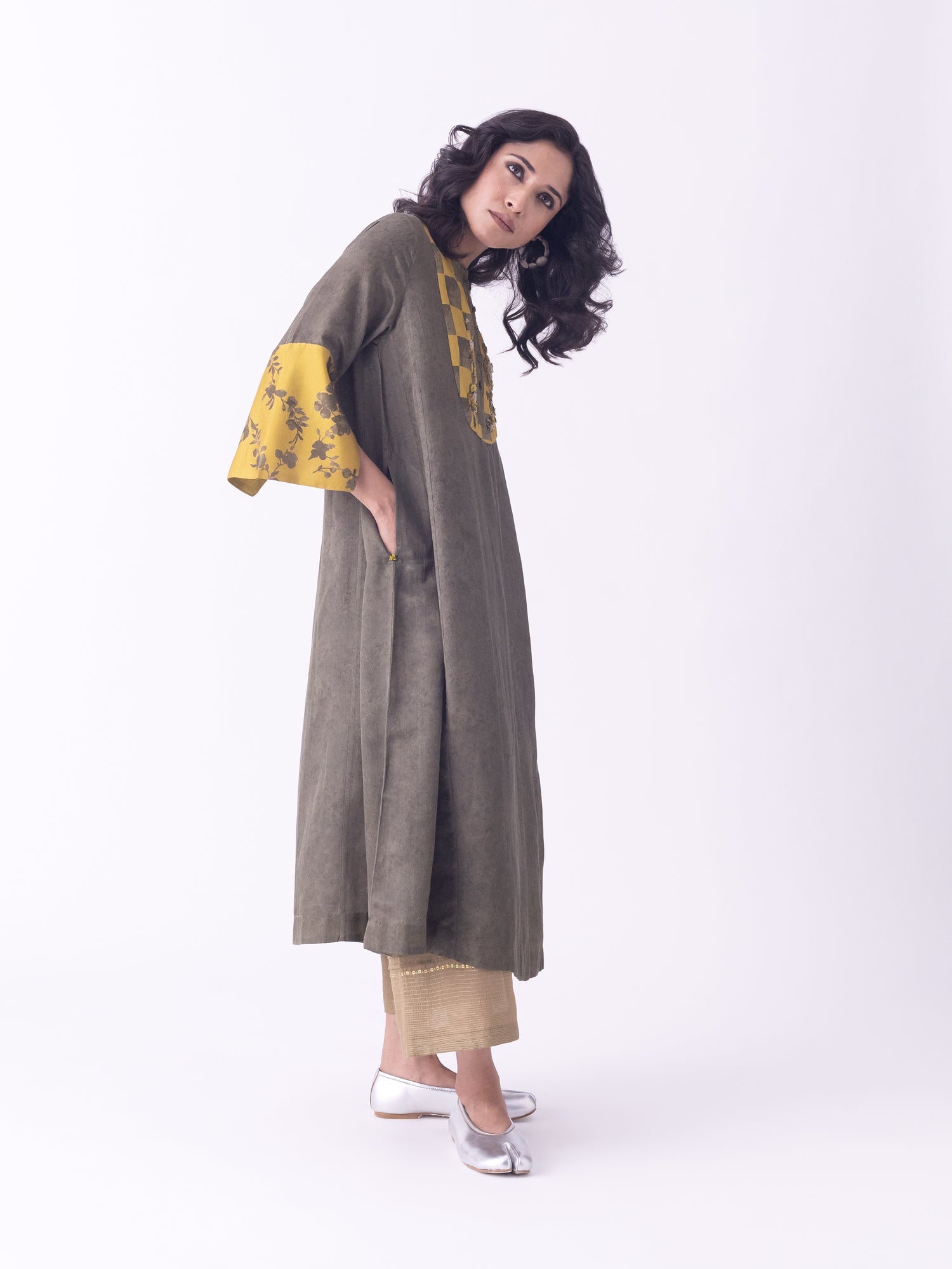 Aari Kurta - CiceroniKurta, Festive WearShades of India