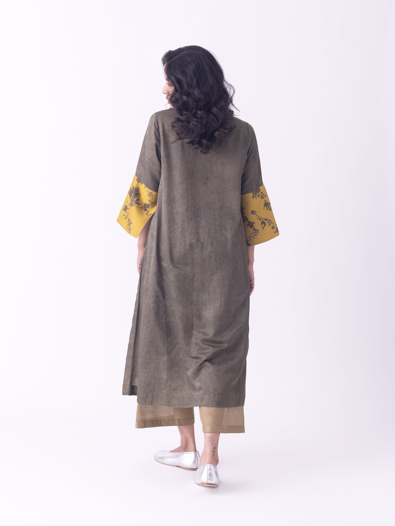 Aari Kurta - CiceroniKurta, Festive WearShades of India