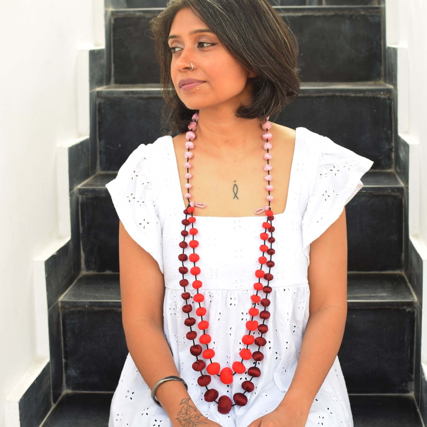 Aditi neckpiece - Red - CiceroniNecklacePaulami