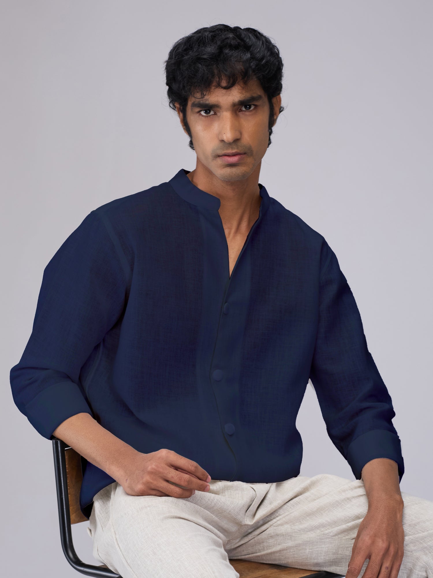 Airavat Mandarin | Navy 100% Linen Shirt - CiceroniMen Shirtsbhrāta