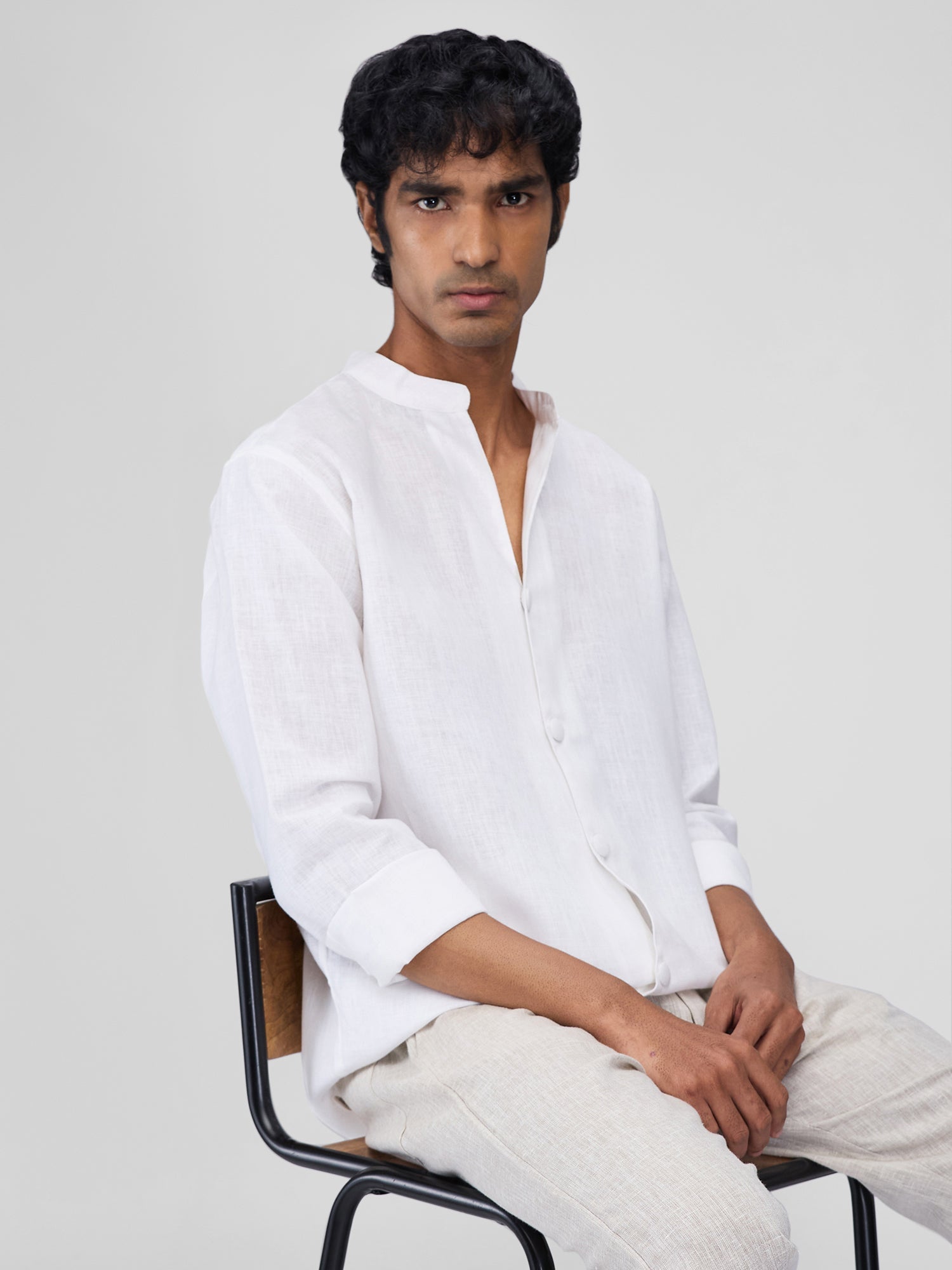 Airavat Mandarin | White 100% Linen Shirt - CiceroniMen Shirtsbhrāta