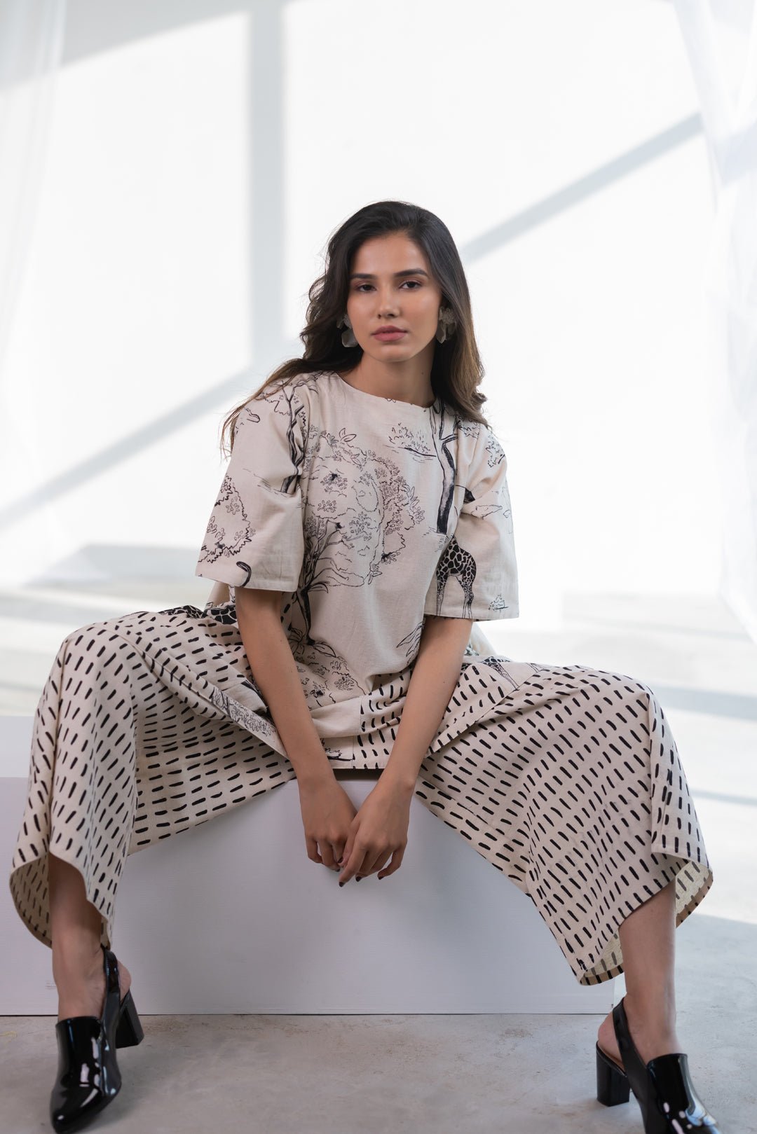 Alabaster Safari Trace Short Tunic - CiceroniTunicsSilai Studio