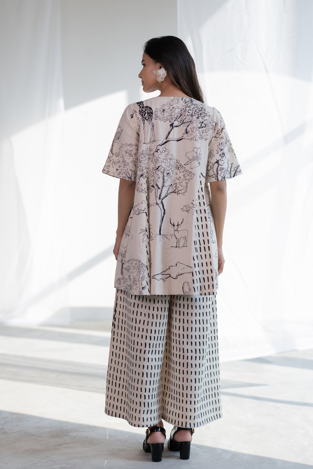 Alabaster Safari Trace Short Tunic - CiceroniTunicsSilai Studio