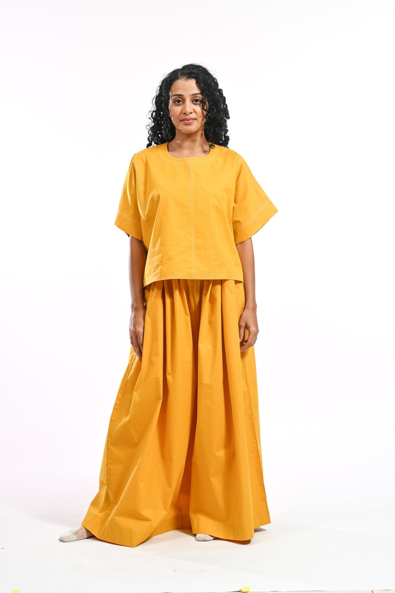Amarelo Comfort Set - CiceroniCo - ord SetPrachi Kamat