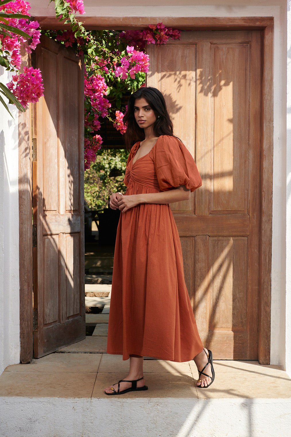 Amber Co - Linen Front Twist Dress - CiceroniDressesSaphed