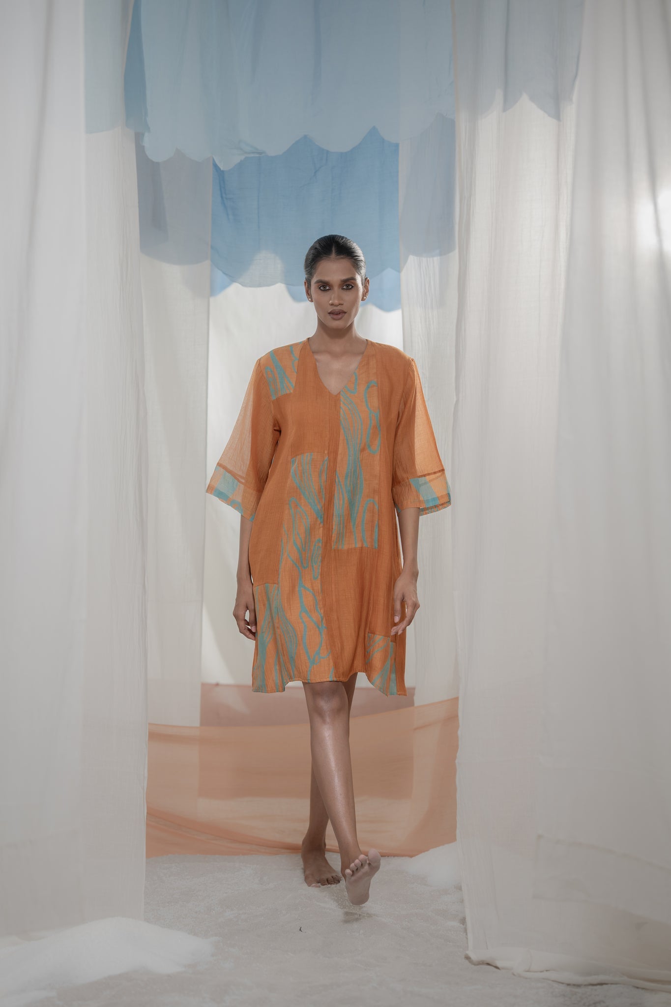 Amber Flow Patch Tuinc - CiceroniTunicsAmoda - Essence Of India