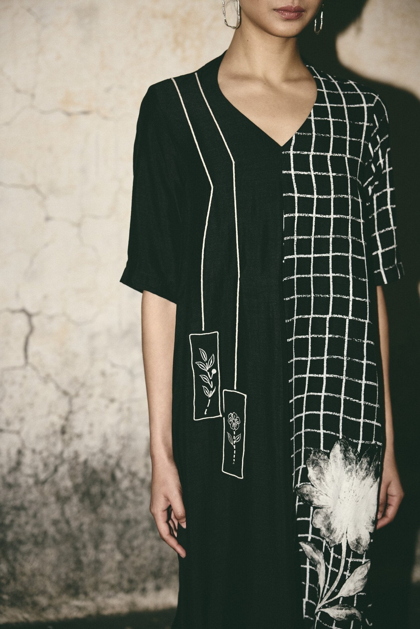 AN Grid Bloom Kaftan - CiceroniDressesATBW