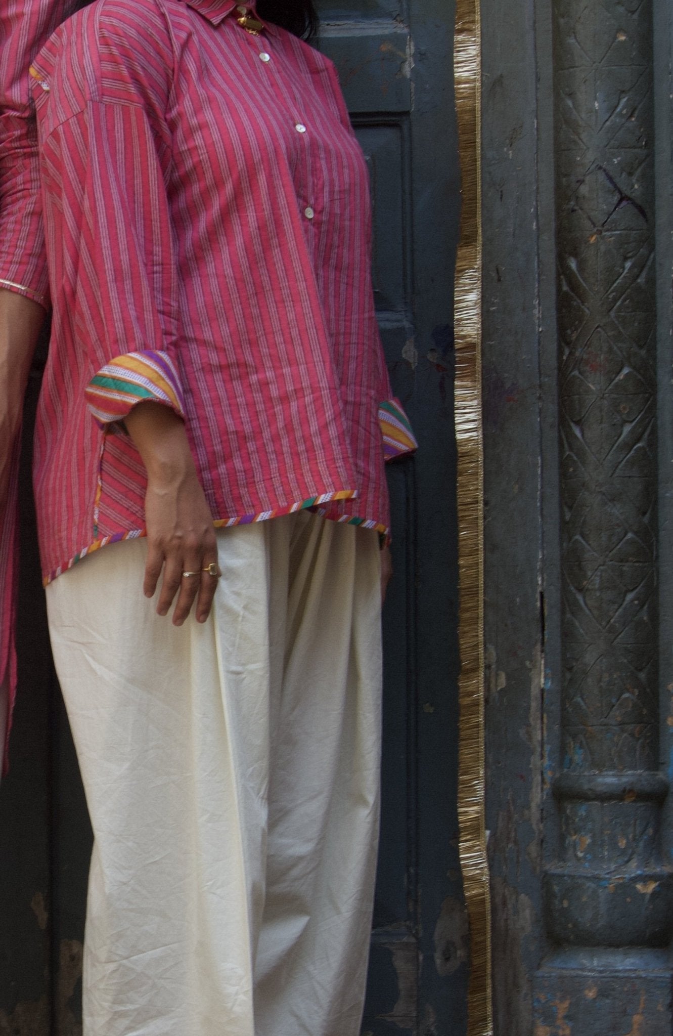 Anaaro - pomegranate pink Khamis shirt in 100% cotton block printed flared shirt - CiceroniWomen ShirtsAnaaro