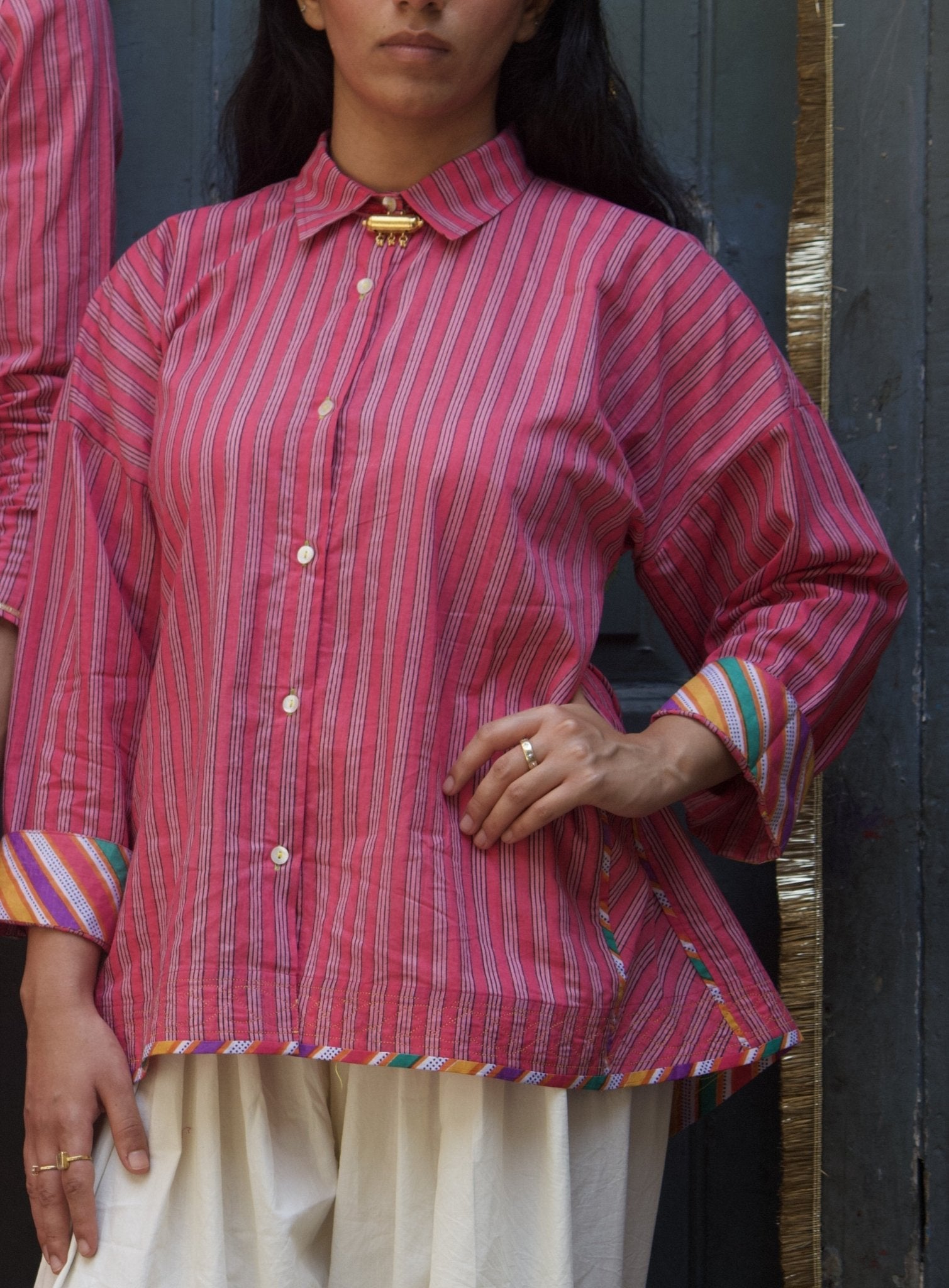 Anaaro - pomegranate pink Khamis shirt in 100% cotton block printed flared shirt - CiceroniWomen ShirtsAnaaro