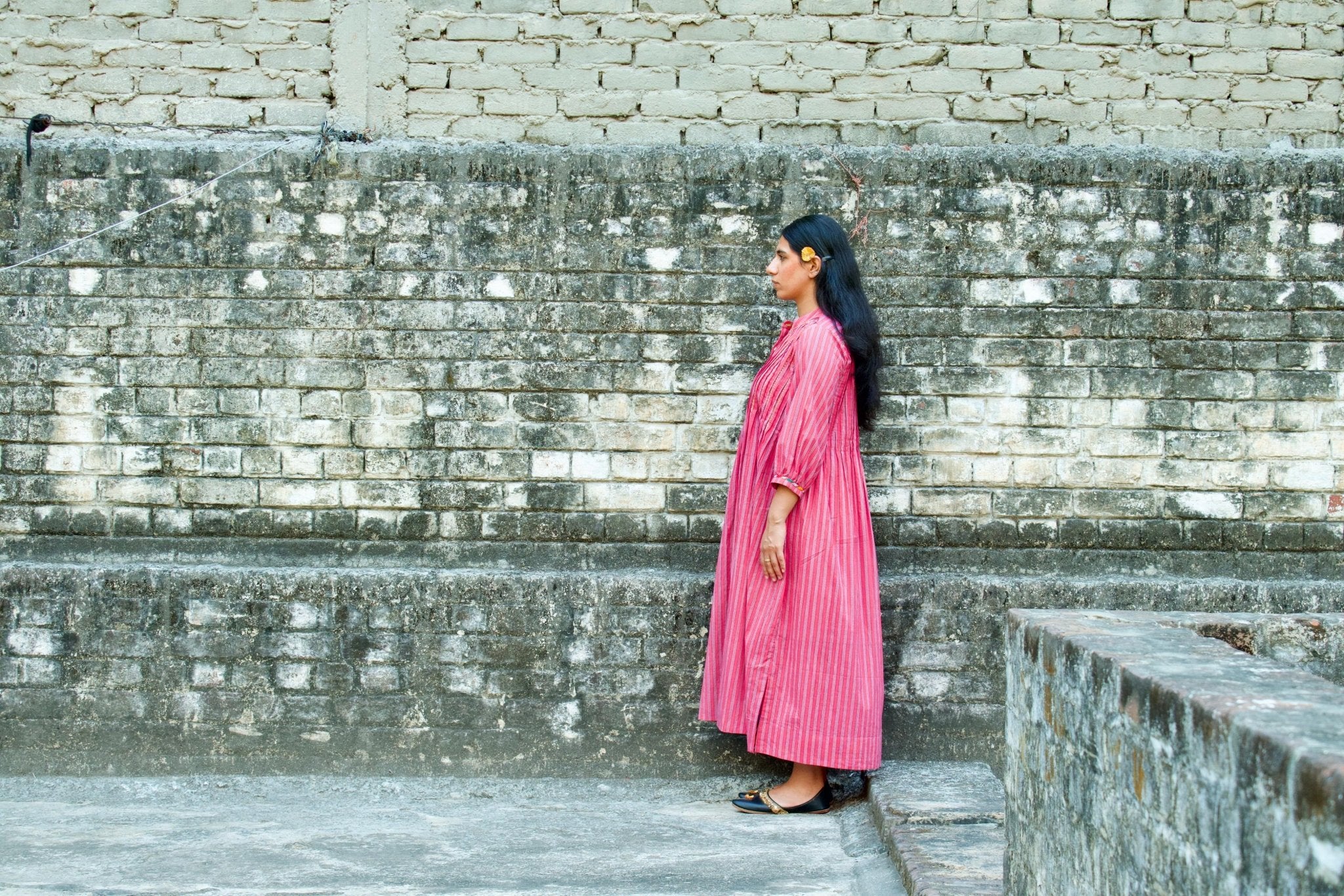 Anaaro - pomegranate pink Manori dress in 100% cotton, hand block printed stripes - CiceroniDressAnaaro