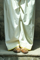 Anaaro - white farshi pleated baggy pants in cotton with contrast piping detail and thin gota - CiceroniPantsAnaaro