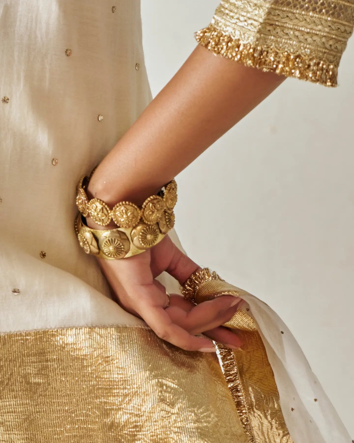 Anki Bunki Aditi – Bhavya - Gold Brass Bracelet - CiceroniBraceletAnki Bunki