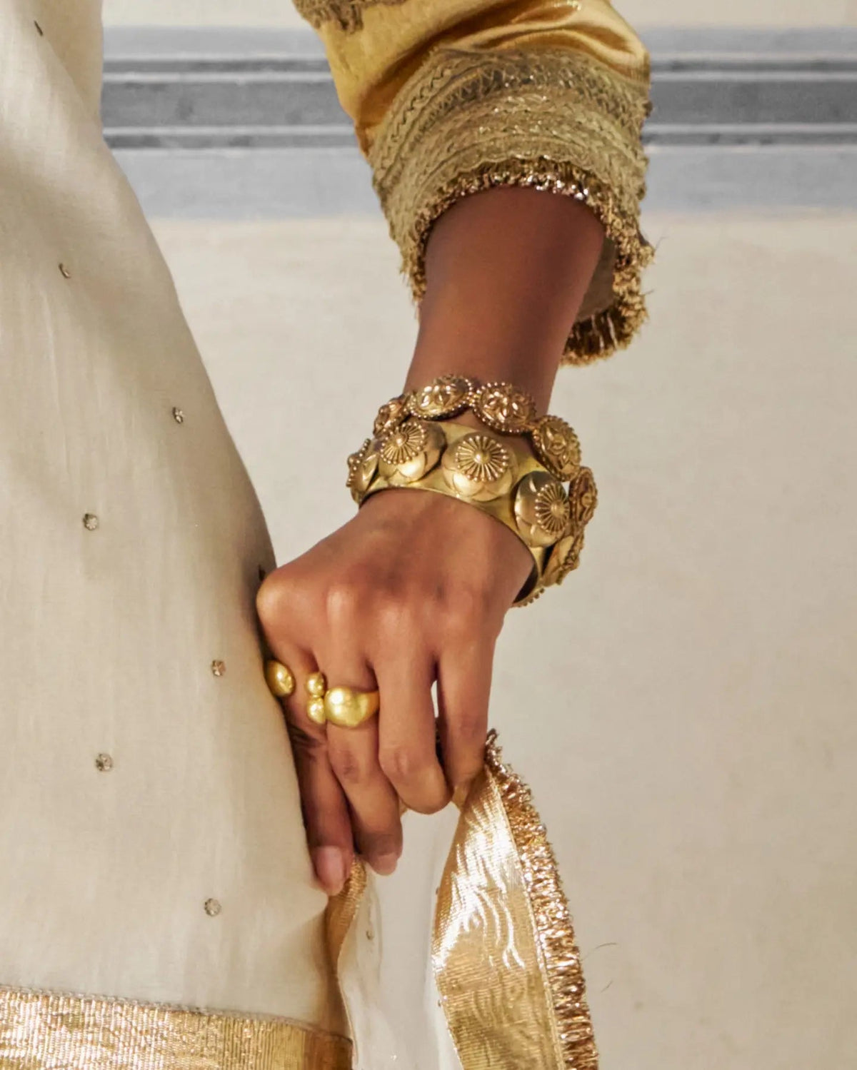 Anki Bunki Aditi – Bhavya - Gold Brass Bracelet - CiceroniBraceletAnki Bunki