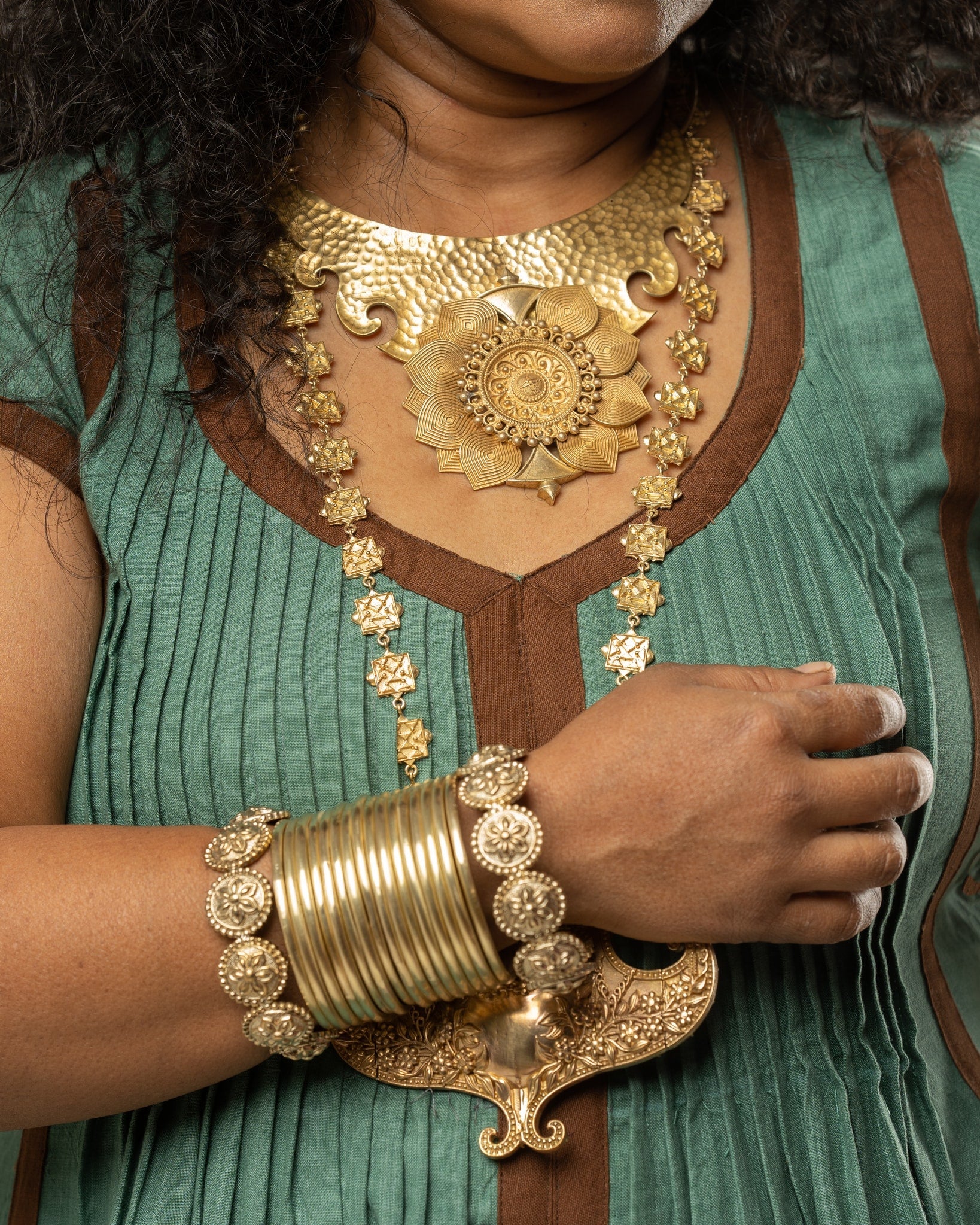 Anki Bunki Aditi – Nritya - Gold Brass Necklace - CiceroniNeckpieceAnki Bunki