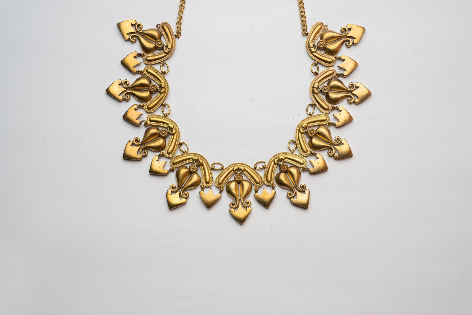 Anki Bunki Aditi – Shehed- Gold Brass Necklace Set - CiceroniNecklace SetAnki Bunki
