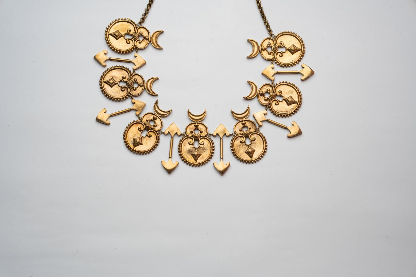 Anki Bunki Aditi – Uma- Gold Brass Necklace Set - CiceroniNecklace SetAnki Bunki
