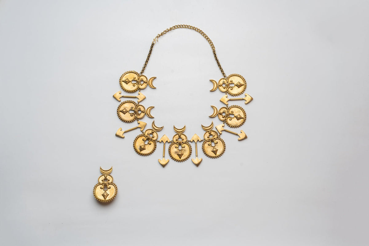 Anki Bunki Aditi – Uma- Gold Brass Necklace Set - CiceroniNecklace SetAnki Bunki