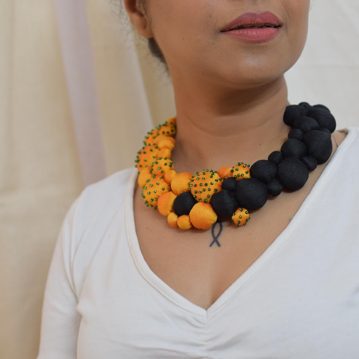 Aranya Neckpiece - Yellow & Black - CiceroniNecklacePaulami