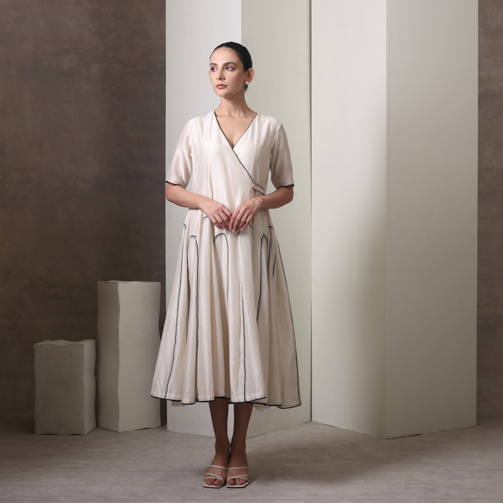 Arch Overlaped Dress - CiceroniDressesChokhi Chorri