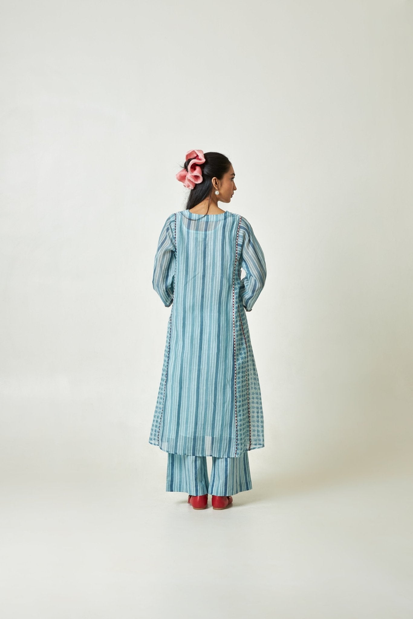 Azure Drift Block printed Kurta Set - CiceroniKurta SetPants and Pajamas