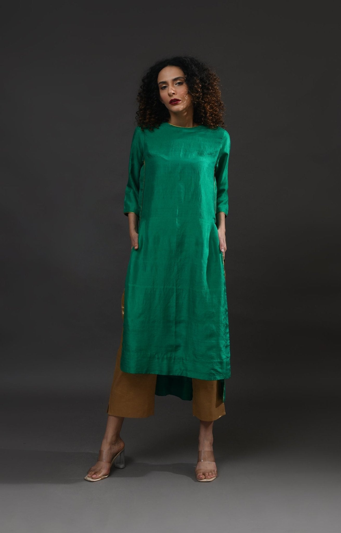 Back Gather Mulberry Silk Kurta Set with Striped Tissue Dupatta (Set of 3) - Emerald - CiceroniKurta Set, Festive WearHiranya