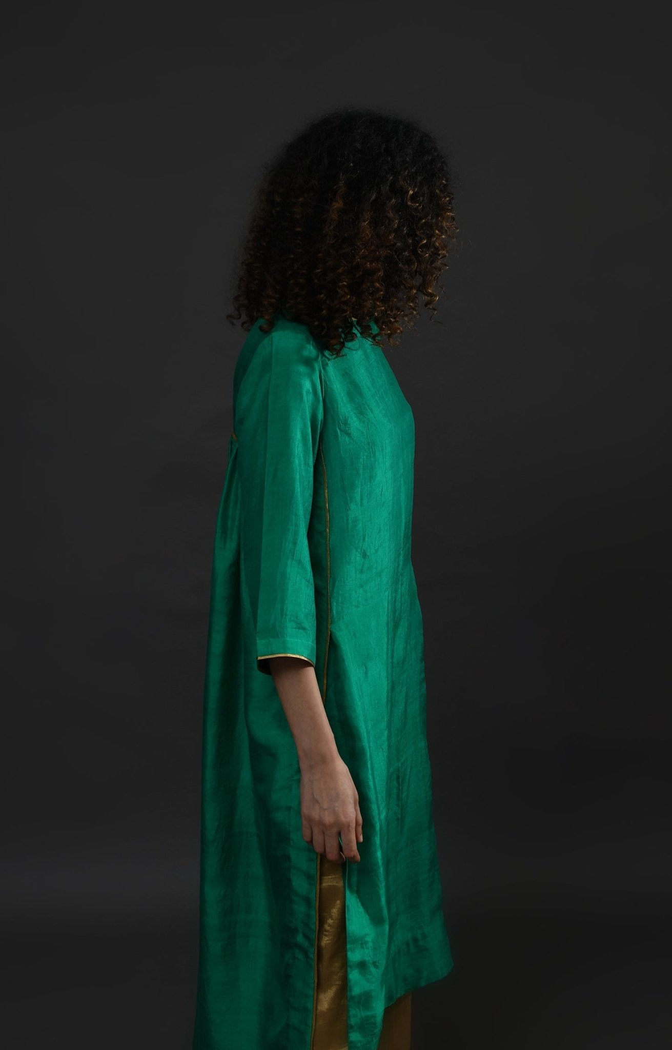 Back Gather Mulberry Silk Kurta Set with Striped Tissue Dupatta (Set of 3) - Emerald - CiceroniKurta Set, Festive WearHiranya