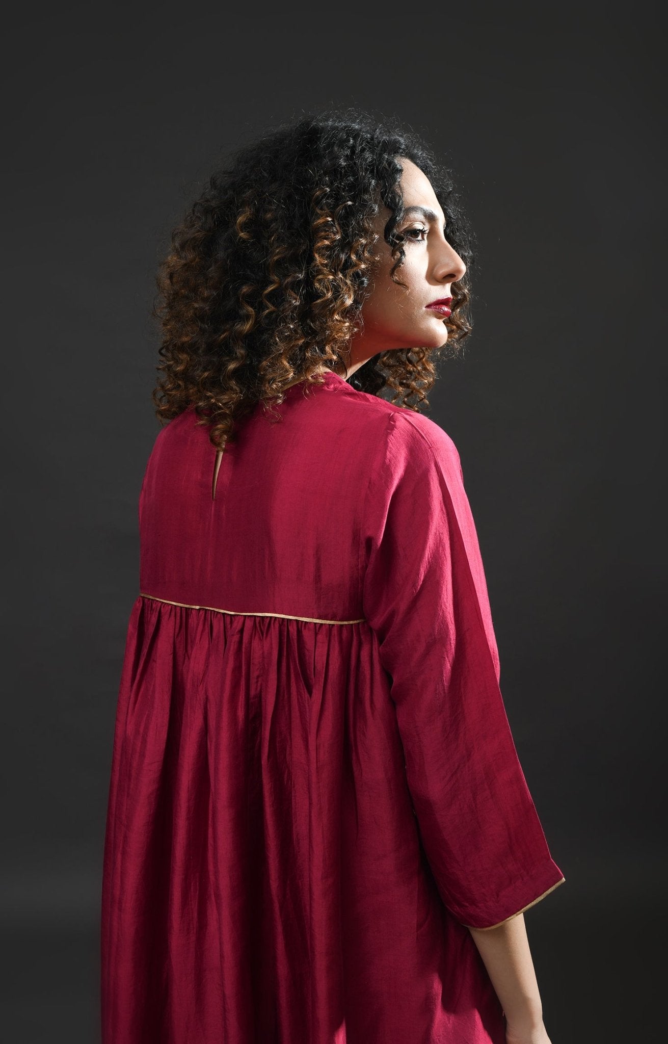 Back Gather Mulberry Silk Kurta Set with Striped Tissue Dupatta (Set of 3) - Wine - CiceroniKurta Set, Festive WearHiranya