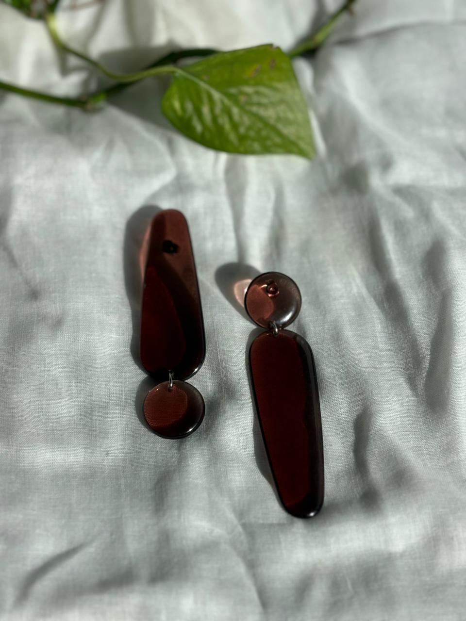 Back to the 60's - Elongated - Brown - CiceroniEarringsShivani Vaishnavi