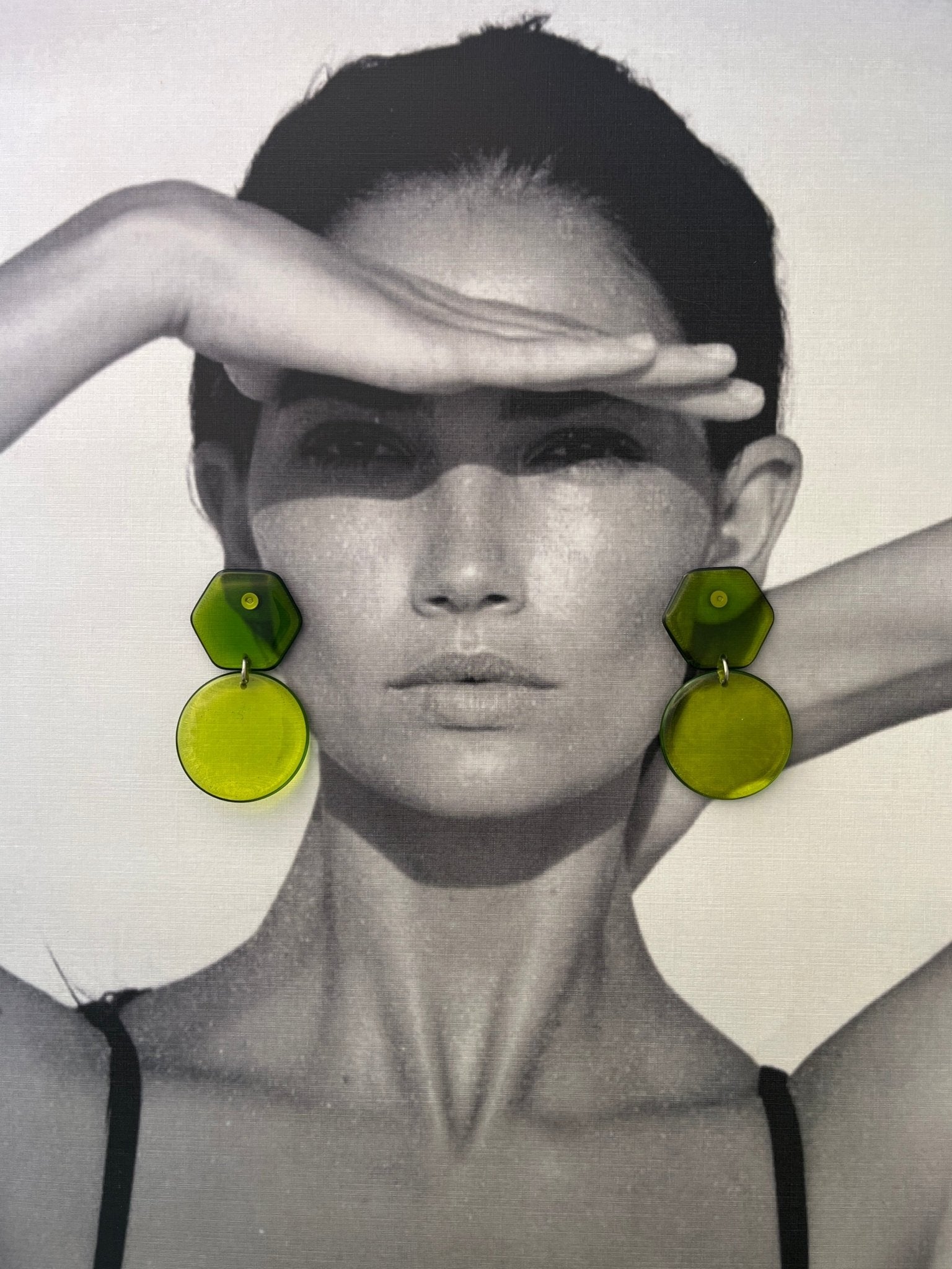 Back to the 60's - Hexagon - Green - CiceroniEarringsShivani Vaishnavi