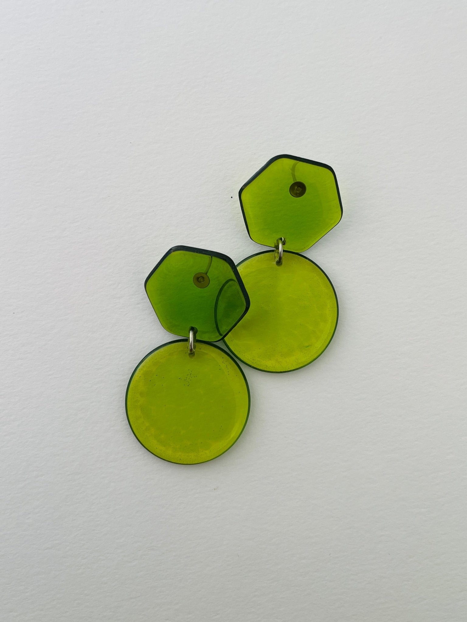 Back to the 60's - Hexagon - Green - CiceroniEarringsShivani Vaishnavi