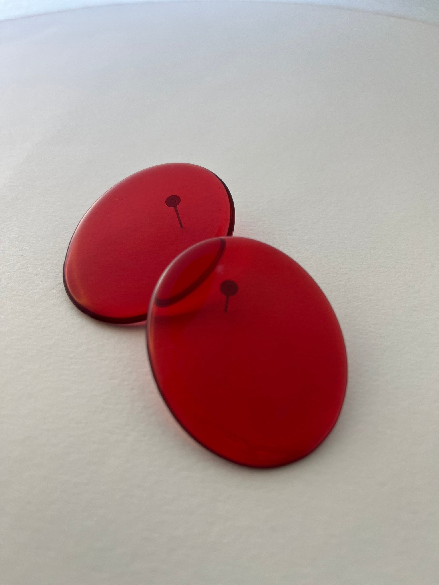 Back to the 60's - Oval - Red - CiceroniEarringsShivani Vaishnavi