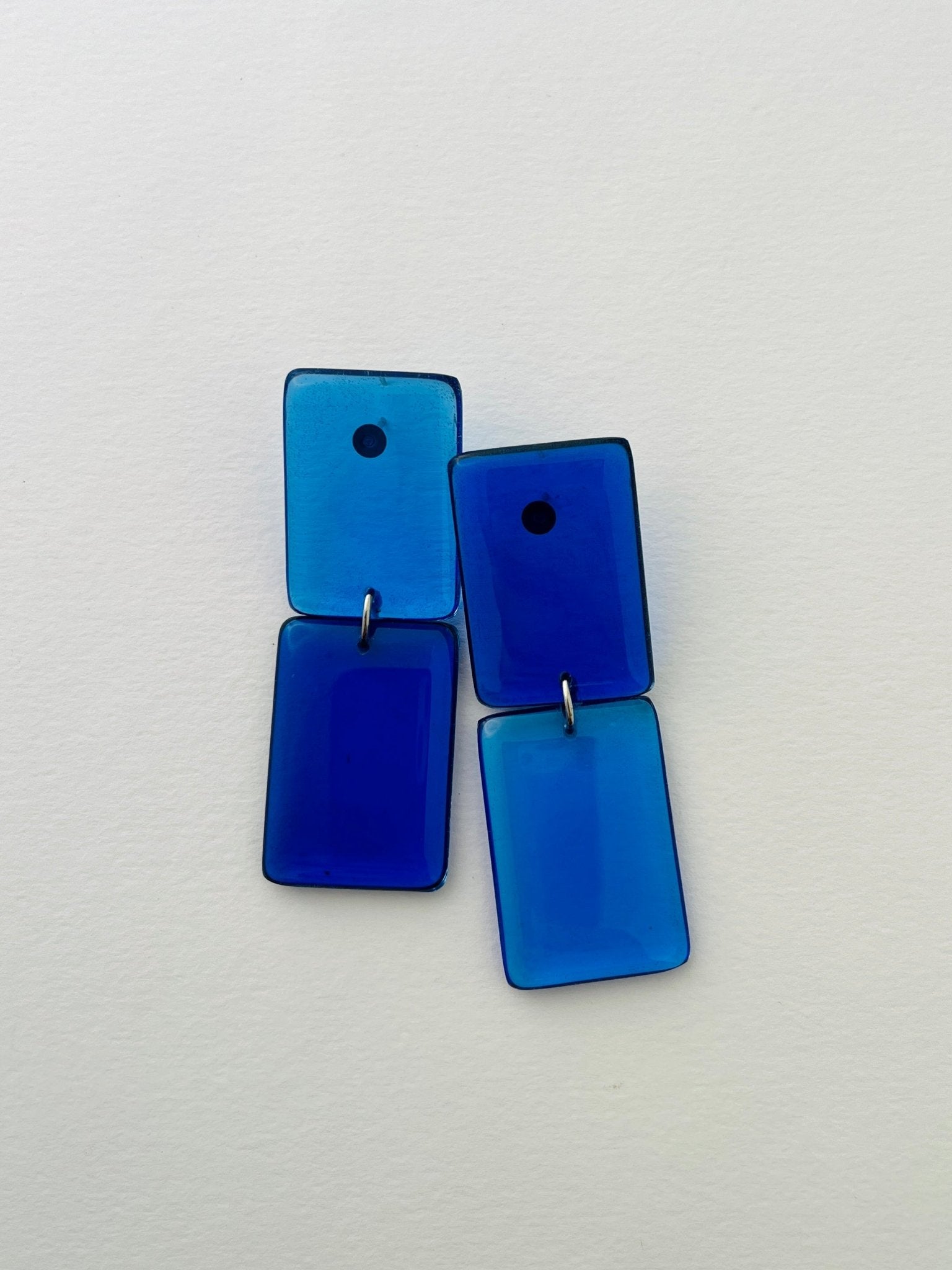 Back to the 60's - Square - Blue - CiceroniEarringsShivani Vaishnavi