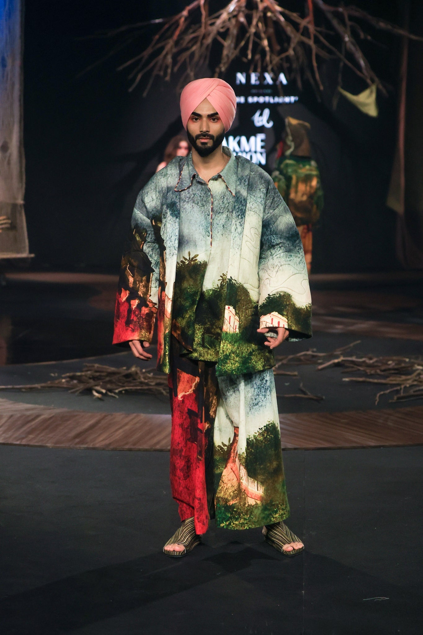 Banaras Overlay - CiceroniJacketsTil