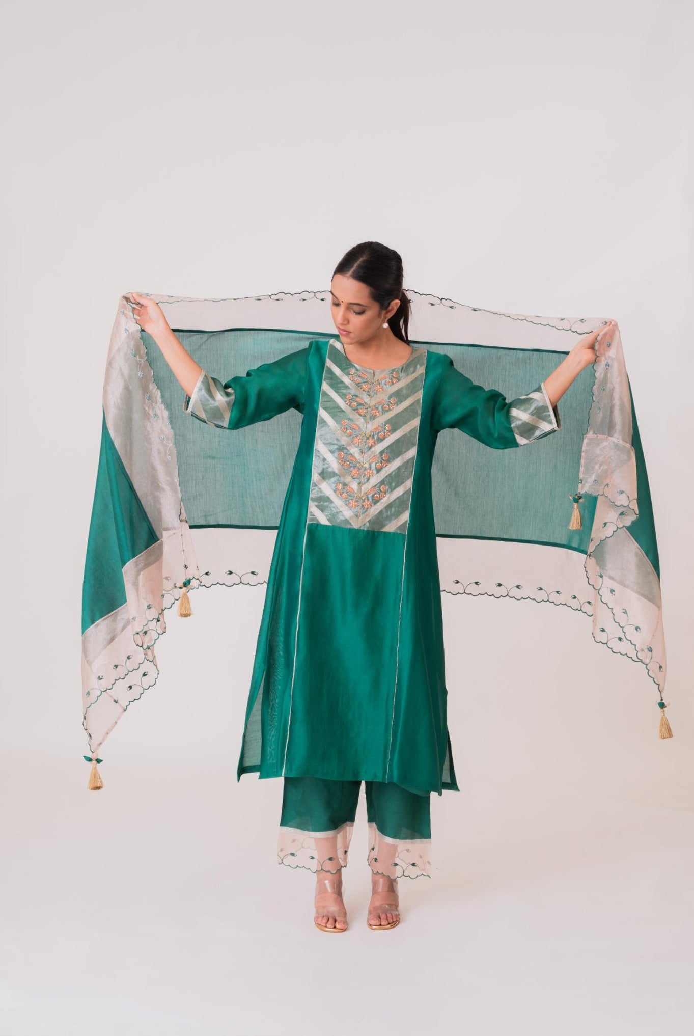 Banarasi Yoke Kurta Set - Emerald Green - CiceroniKurta Set, Festive wearBhavik Shah
