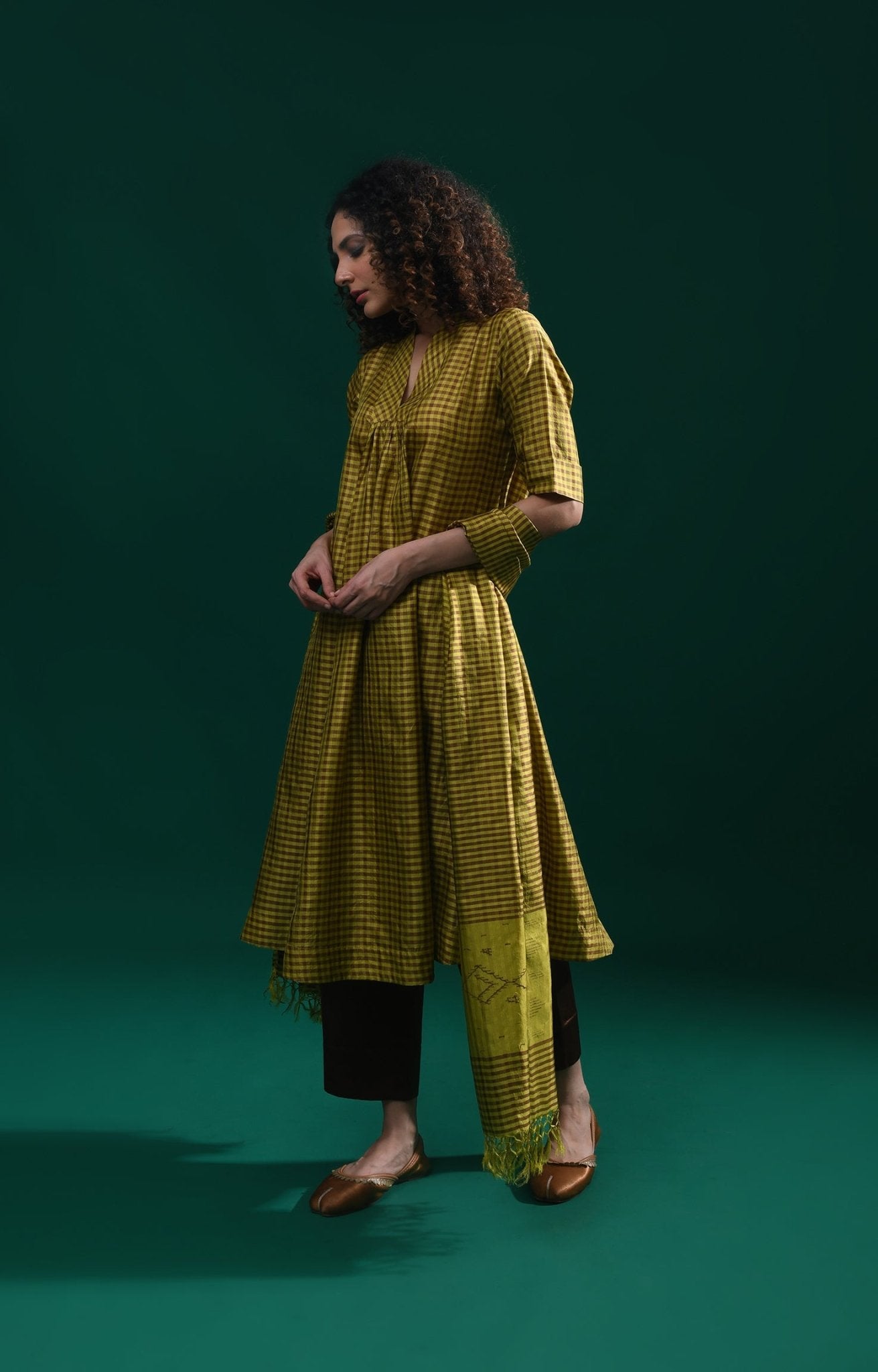 Bangalore Silk Plaid Co - Ord Set with Silk Jamdani Dupatta (Set of 3) - Mustard & Brown - CiceroniKurta Set, Festive WearHiranya