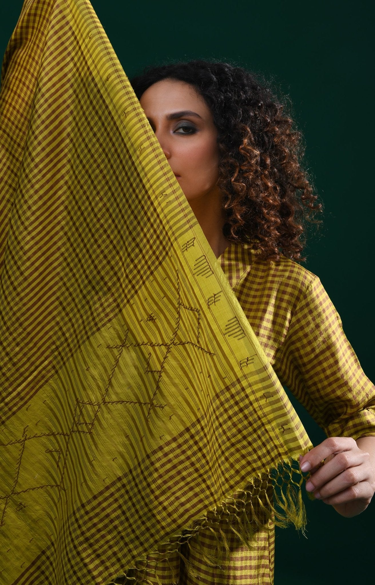 Bangalore Silk Plaid Co - Ord Set with Silk Jamdani Dupatta (Set of 3) - Mustard & Brown - CiceroniKurta Set, Festive WearHiranya