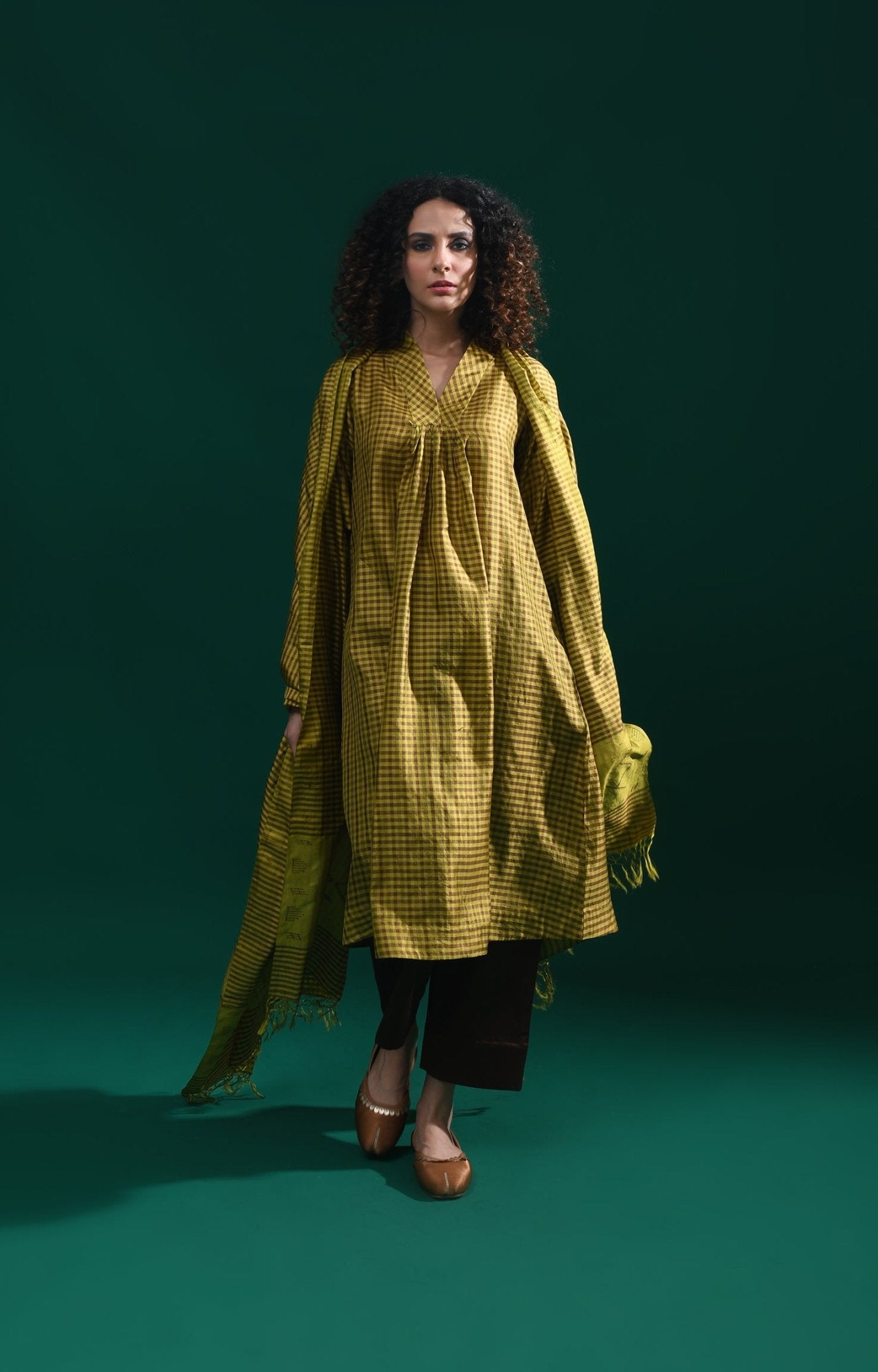 Bangalore Silk Plaid Co - Ord Set with Silk Jamdani Dupatta (Set of 3) - Mustard & Brown - CiceroniKurta Set, Festive WearHiranya