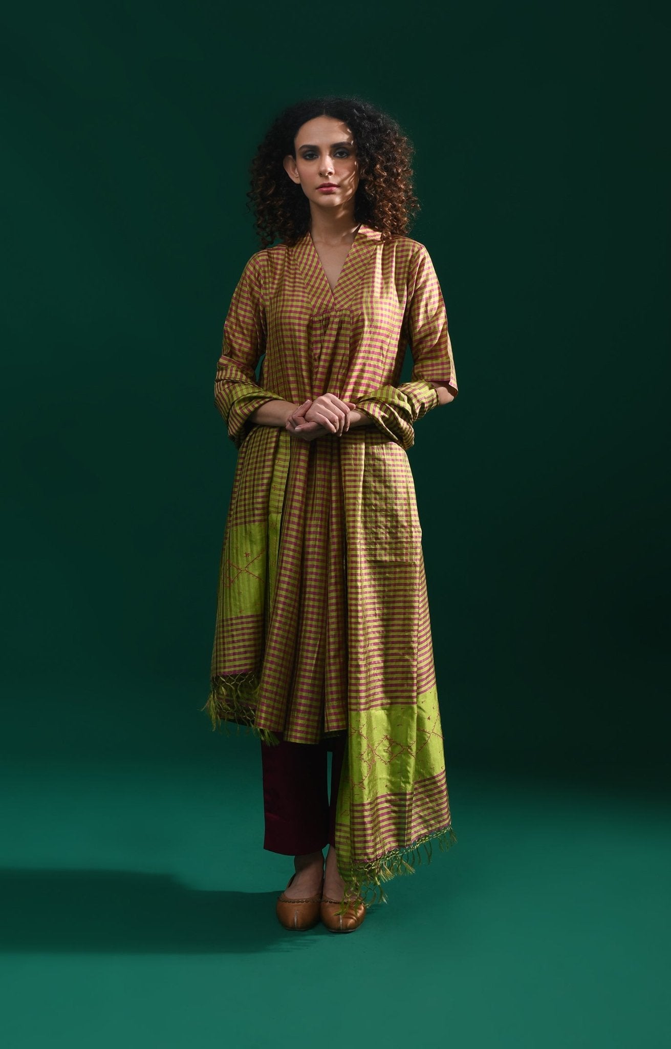 Bangalore Silk Plaid Co - Ord Set with Silk Jamdani Dupatta (Set of 3) - Olive and Pink - CiceroniKurta Set, Festive WearHiranya